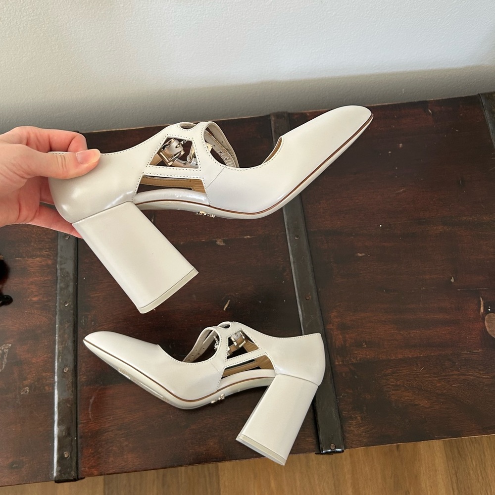 Prada Mary Jane’s SS’15 Grey Double Buckle Mary Jane Pump - used ONCE - Picture 5 of 16